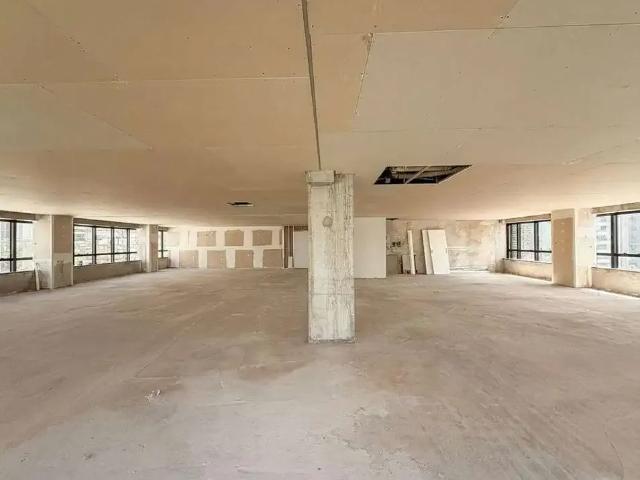 Escritorio venda em Região Geográfica Imediata de Londrina, Londrina