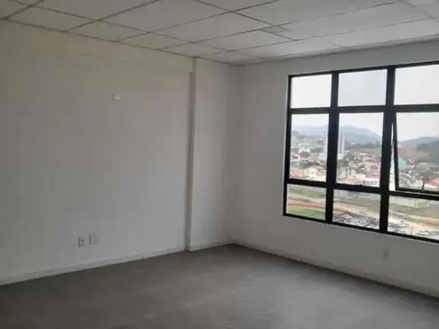 Escritorio venda em Região Geográfica Imediata de Florianópolis, Palhoça