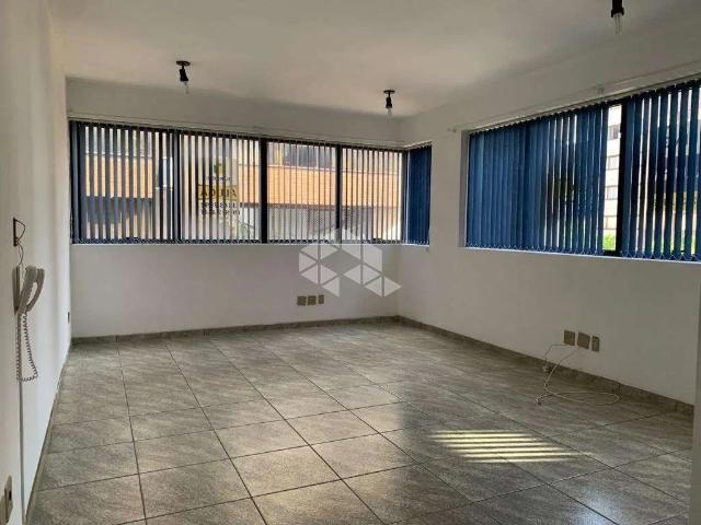 Escritorio venda em Nova Crixás, Região Geográfica Intermediária de Goiânia