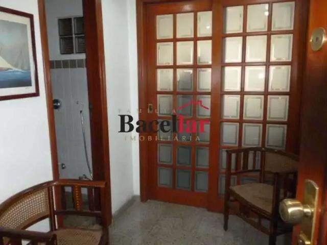 Escritorio venda em Região Geográfica Imediata do Rio de Janeiro, Região Metropolitana do Rio de Janeiro