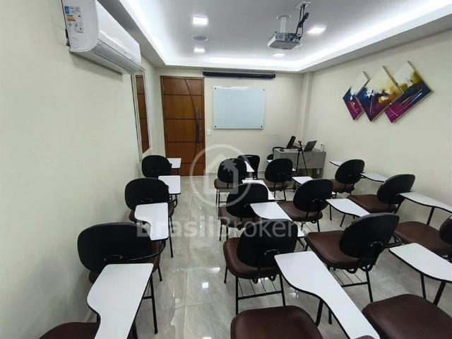 Escritorio venda em Del Castilho, Rio de Janeiro