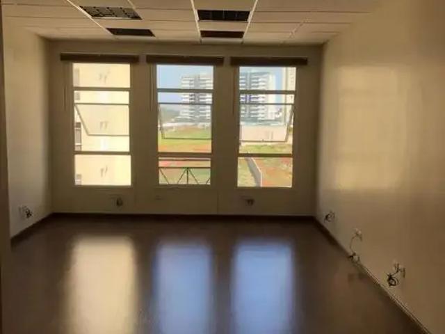 Escritorio venda em Região Imediata de São Carlos, São Carlos