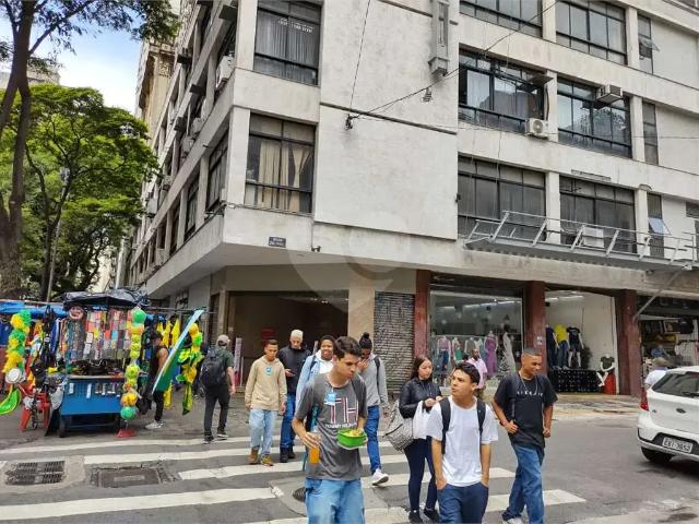 Escritorio venda em Região Imediata de Assis, Assis
