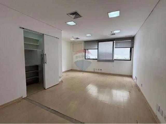 Escritorio venda em Região Imediata de São Paulo, Região Metropolitana de São Paulo