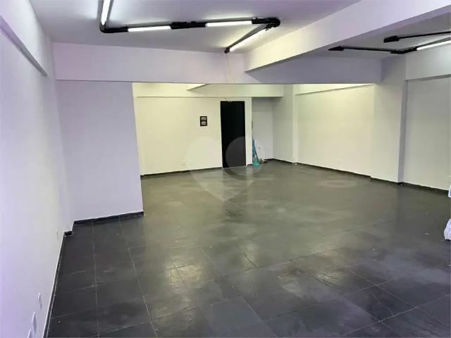 Escritorio venda em Região Imediata de Santos, Região Metropolitana da Baixada Santista