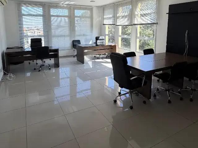 Escritorio venda em Região Imediata de Sorocaba, Região Metropolitana de Sorocaba