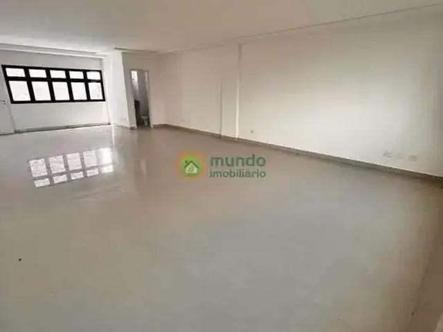 Escritorio venda em Região Imediata de Taubaté-Pindamonhangaba, Região Metropolitana do Vale do Paraíba e Litoral Norte