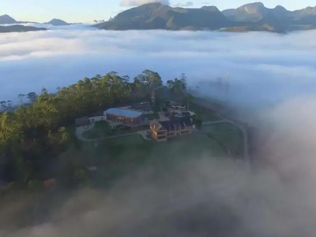 Escritorio venda em Região Geográfica Imediata de Petrópolis, Teresópolis