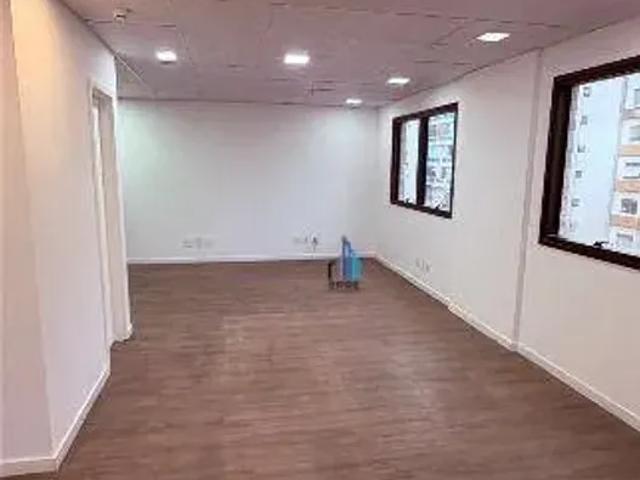 Ponto Comercial aluguel em Região Imediata de São Paulo, Região Metropolitana de São Paulo