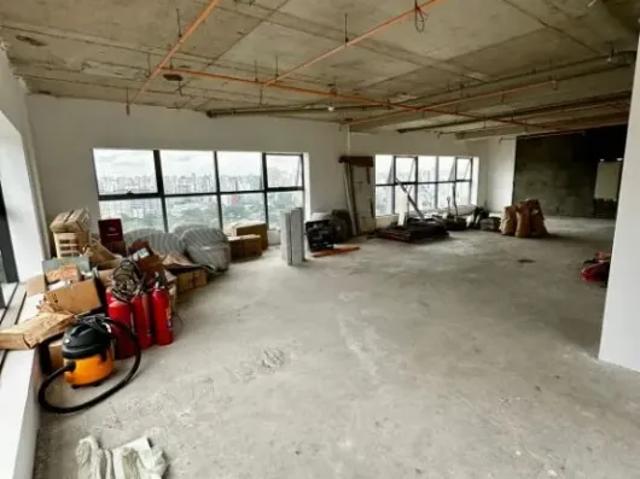 Ponto Comercial aluguel em Região Imediata de São Paulo, Região Metropolitana de São Paulo