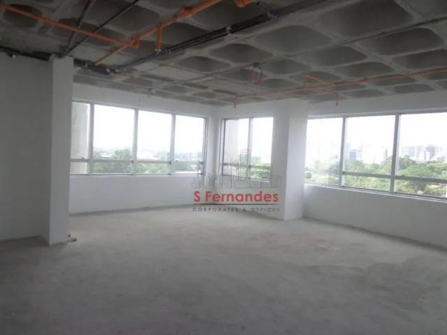 Ponto Comercial aluguel em Região Imediata de São Paulo, Região Metropolitana de São Paulo