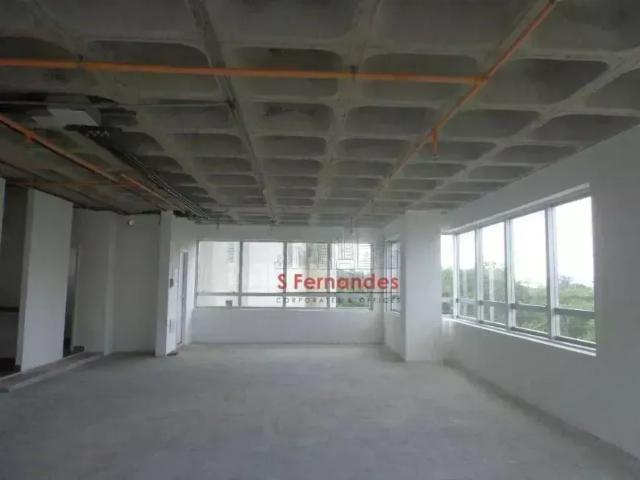 Ponto Comercial aluguel em Região Imediata de São Paulo, Região Metropolitana de São Paulo