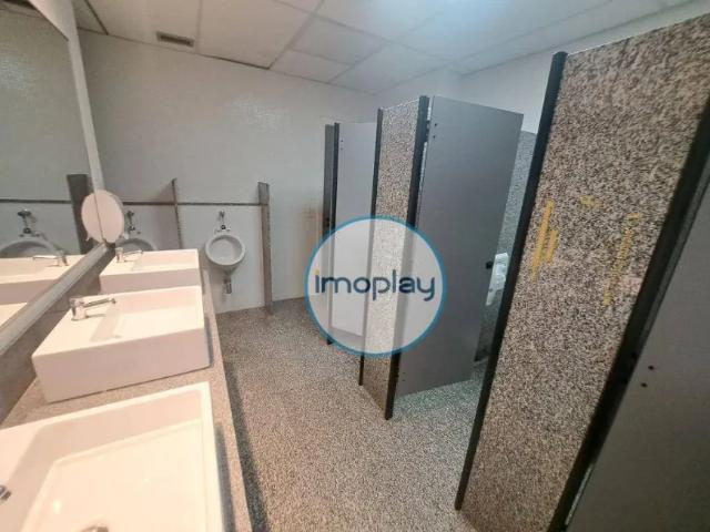 Ponto Comercial aluguel em Região Imediata de São Paulo, Região Metropolitana de São Paulo