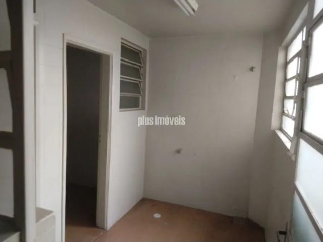 Ponto Comercial aluguel em Região Imediata de São Paulo, Região Metropolitana de São Paulo