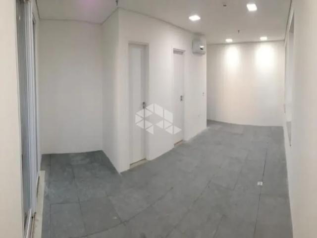 Ponto Comercial venda em Região Imediata de São Paulo, Região Metropolitana de São Paulo