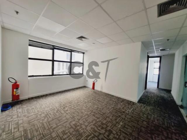 Ponto Comercial aluguel em Região Imediata de São Paulo, Região Metropolitana de São Paulo