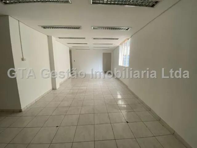 Ponto Comercial aluguel em Região Imediata de São Paulo, Região Metropolitana de São Paulo