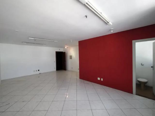 Ponto Comercial aluguel em Região Imediata de São Paulo, Região Metropolitana de São Paulo