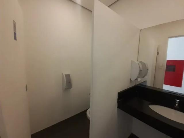 Ponto Comercial aluguel em Região Imediata de São Paulo, Região Metropolitana de São Paulo