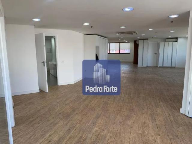 Ponto Comercial aluguel em Região Imediata de São Paulo, Região Metropolitana de São Paulo