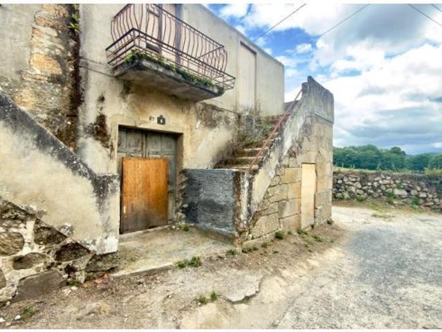 Casa en venta en Ourense, Galicia
