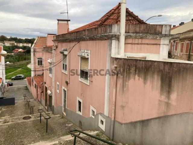 Prédio venda em Picheleira, Lisboa