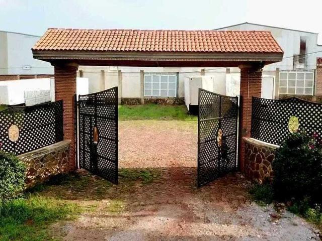 Nave Industrial en venta en Zapotlanejo, Jalisco