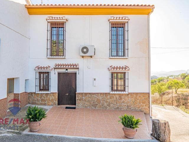 Casa en venta en La Axarquía, Andalucía