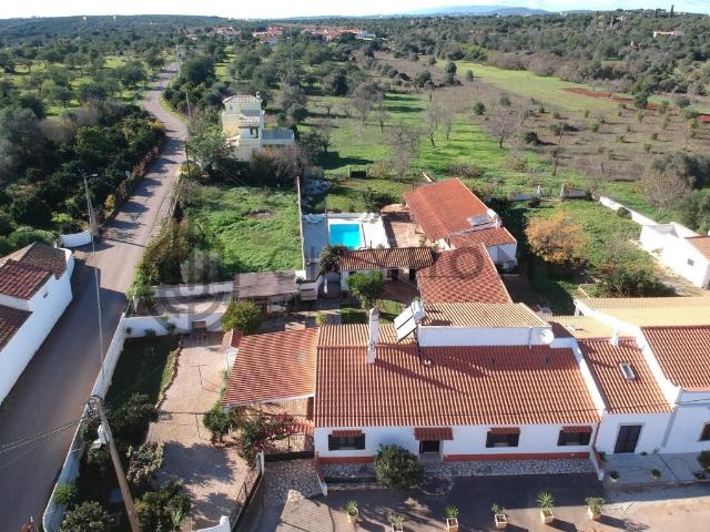 Vivenda venda em Ribeira de Alte, Albufeira