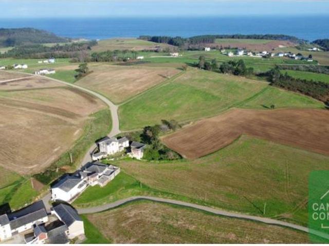 Casa en venta en Navia, Asturias
