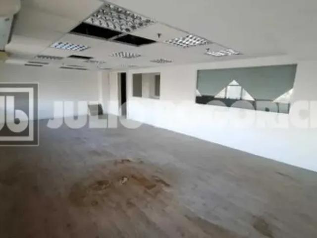 Ponto Comercial aluguel em Região Geográfica Imediata do Rio de Janeiro, Região Metropolitana do Rio de Janeiro