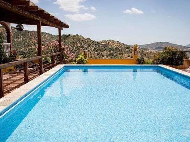 Casa en alquiler en La Axarquía, Andalucía