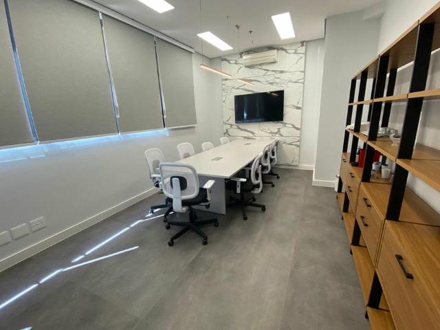 Ponto Comercial venda em Região Imediata de São Paulo, Região Metropolitana de São Paulo