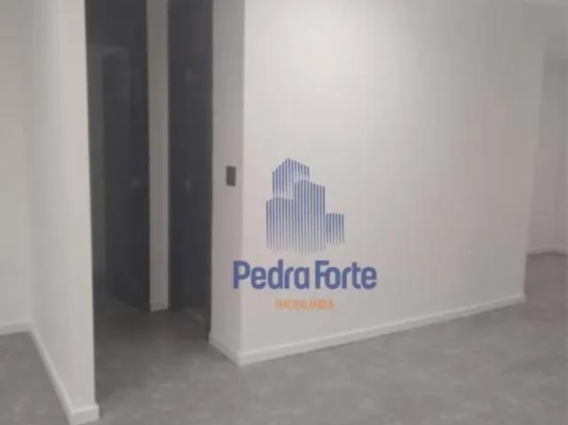 Ponto Comercial aluguel em Região Imediata de São Paulo, Região Metropolitana de São Paulo