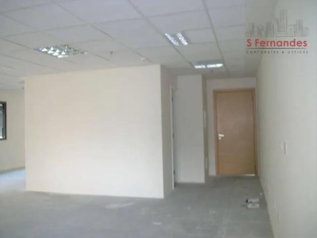 Ponto Comercial aluguel em Região Imediata de São Paulo, Região Metropolitana de São Paulo