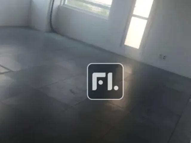 Ponto Comercial aluguel em Região Imediata de São Paulo, Região Metropolitana de São Paulo