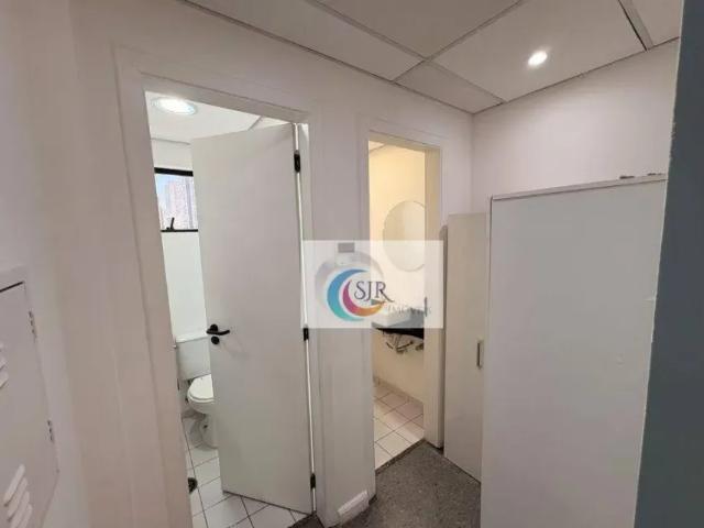 Ponto Comercial aluguel em Região Imediata de São Paulo, Região Metropolitana de São Paulo