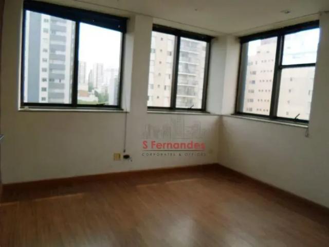 Ponto Comercial aluguel em Região Imediata de São Paulo, Região Metropolitana de São Paulo