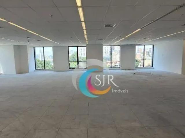 Ponto Comercial aluguel em Região Imediata de São Paulo, Região Metropolitana de São Paulo
