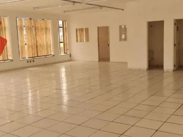 Ponto Comercial aluguel em Região Imediata de São Paulo, Região Metropolitana de São Paulo