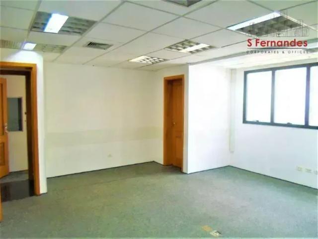 Ponto Comercial aluguel em Região Imediata de São Paulo, Região Metropolitana de São Paulo