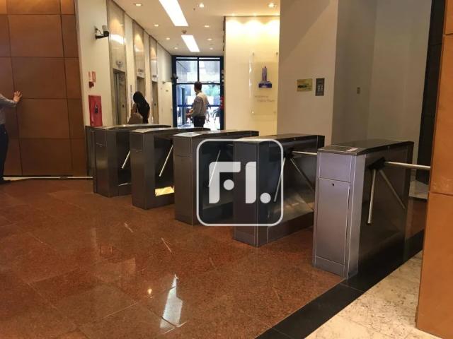 Ponto Comercial aluguel em Região Imediata de São Paulo, Região Metropolitana de São Paulo