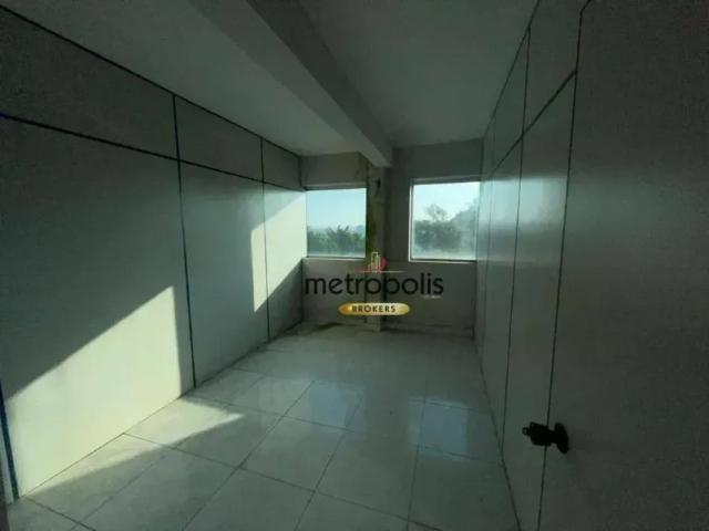 Ponto Comercial aluguel em Região Imediata de São Paulo, Região Metropolitana de São Paulo