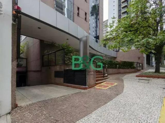 Ponto Comercial aluguel em Região Imediata de São Paulo, Região Metropolitana de São Paulo
