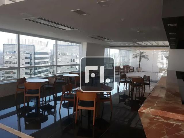 Ponto Comercial aluguel em Região Imediata de São Paulo, Região Metropolitana de São Paulo