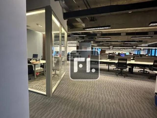 Ponto Comercial venda em Região Imediata de São Paulo, Região Metropolitana de São Paulo