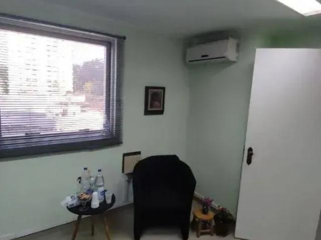 Ponto Comercial venda em Região Imediata de São Paulo, Região Metropolitana de São Paulo