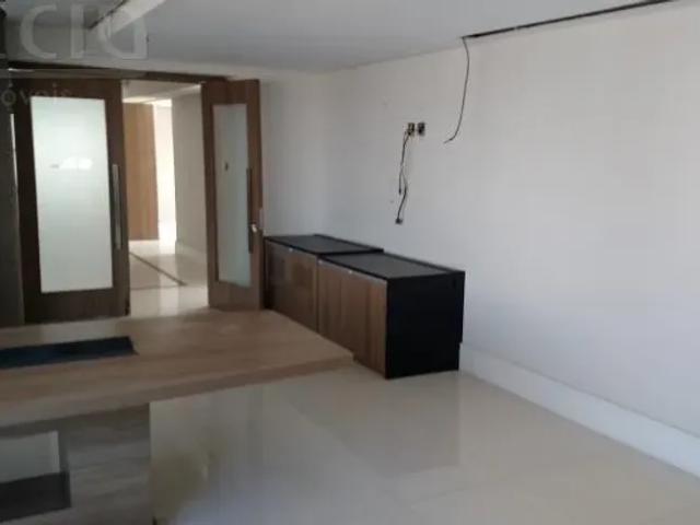 Ponto Comercial venda em Região Imediata de São José dos Campos, Região Metropolitana do Vale do Paraíba e Litoral Norte