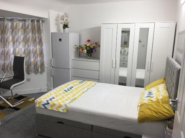 Room for rent in London Borough of Hounslow, Greater London