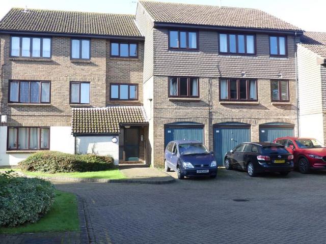 Apartment for rent in Northgate, Glynde